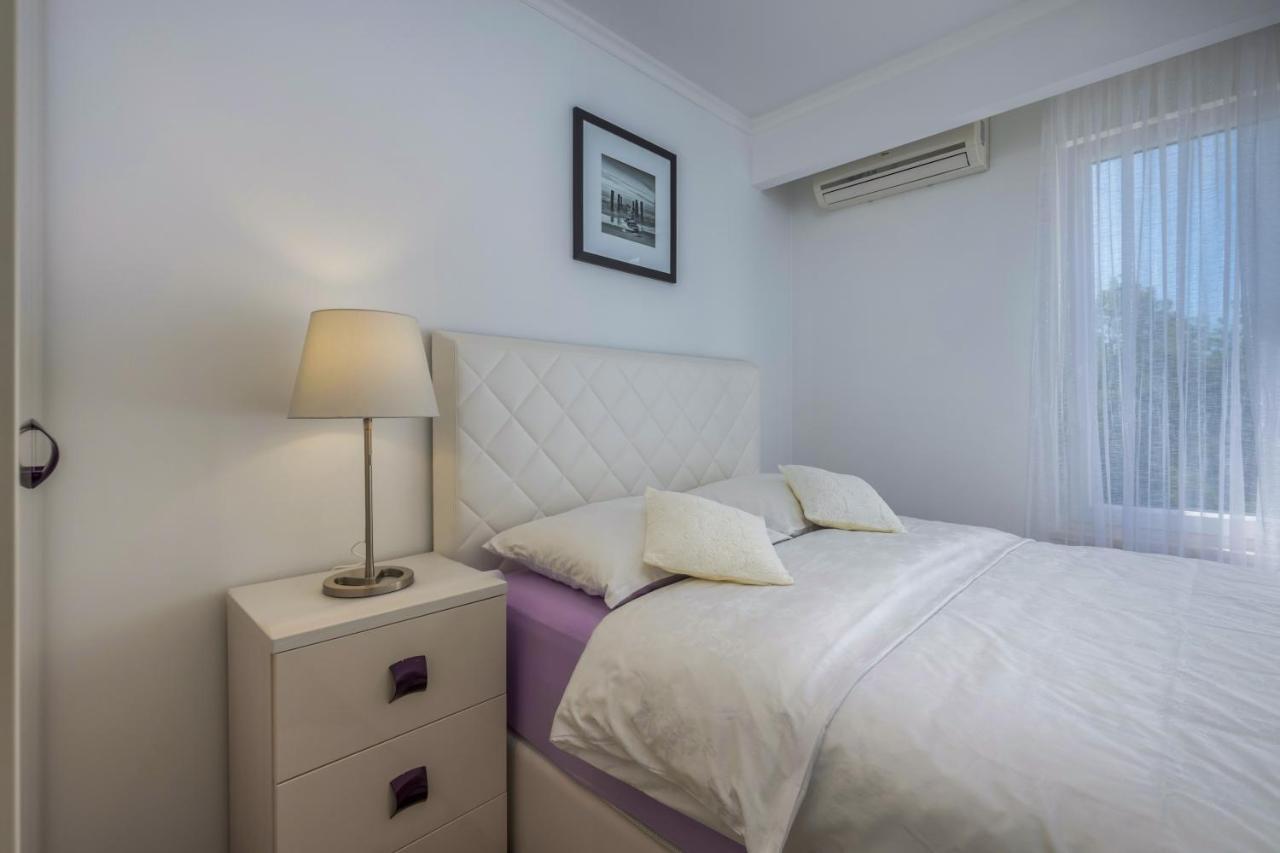 Adriatic Dream - Luxury Apartment & Private Pool Only For You Цриквеница Экстерьер фото