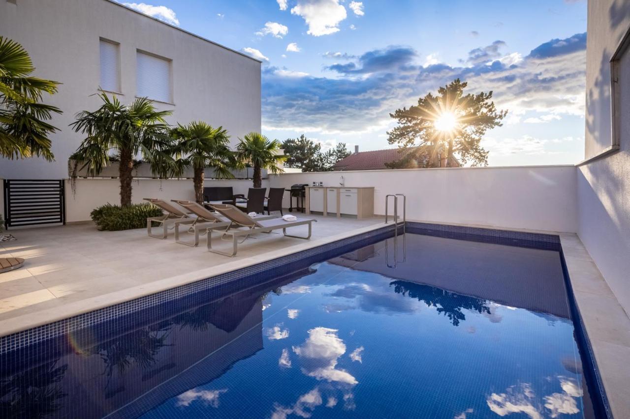Adriatic Dream - Luxury Apartment & Private Pool Only For You Цриквеница Экстерьер фото